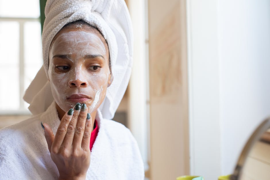best sunscreen for dark skin india non greasy spf 50